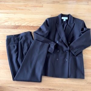Women’s rich brown wool suit. Jones New York. Sz14